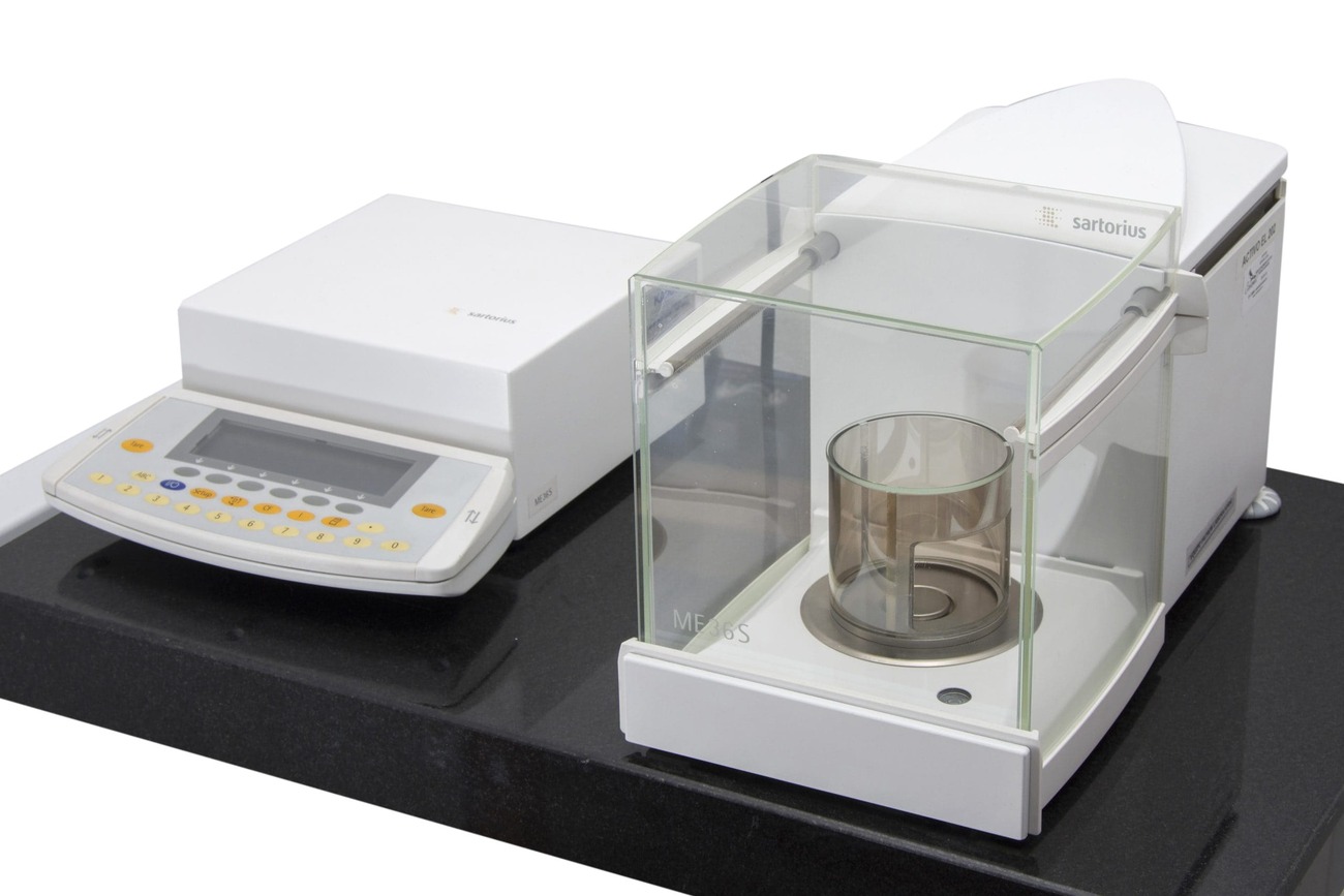 Microbalanzas y Balanzas Analíticas